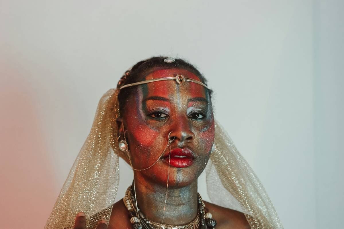 How to Master Fantasy Makeup Like a Pro (Without Melting Your Face Off)