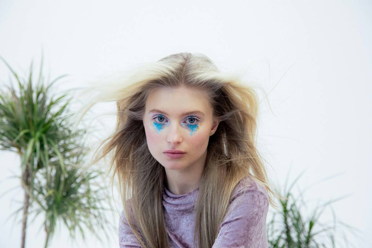 How to Master Bold Makeup Looks for Fantasy Characters (Without Melting Into a Glitter Puddle)