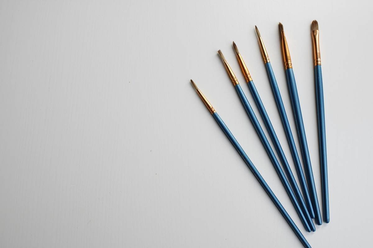 The Ultimate Guide to Fantasy Makeup Brushes: Tools That Turn Your Face Into a Canvas
